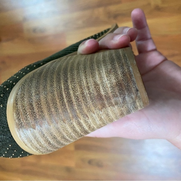 ANTHROPLOGIE Aerin Olive suede studded booties boots pull on fall winter sz 8.5 - Picture 11 of 11